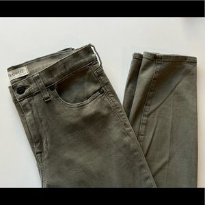 Madewell high rise skinny pants. Olive color size 27